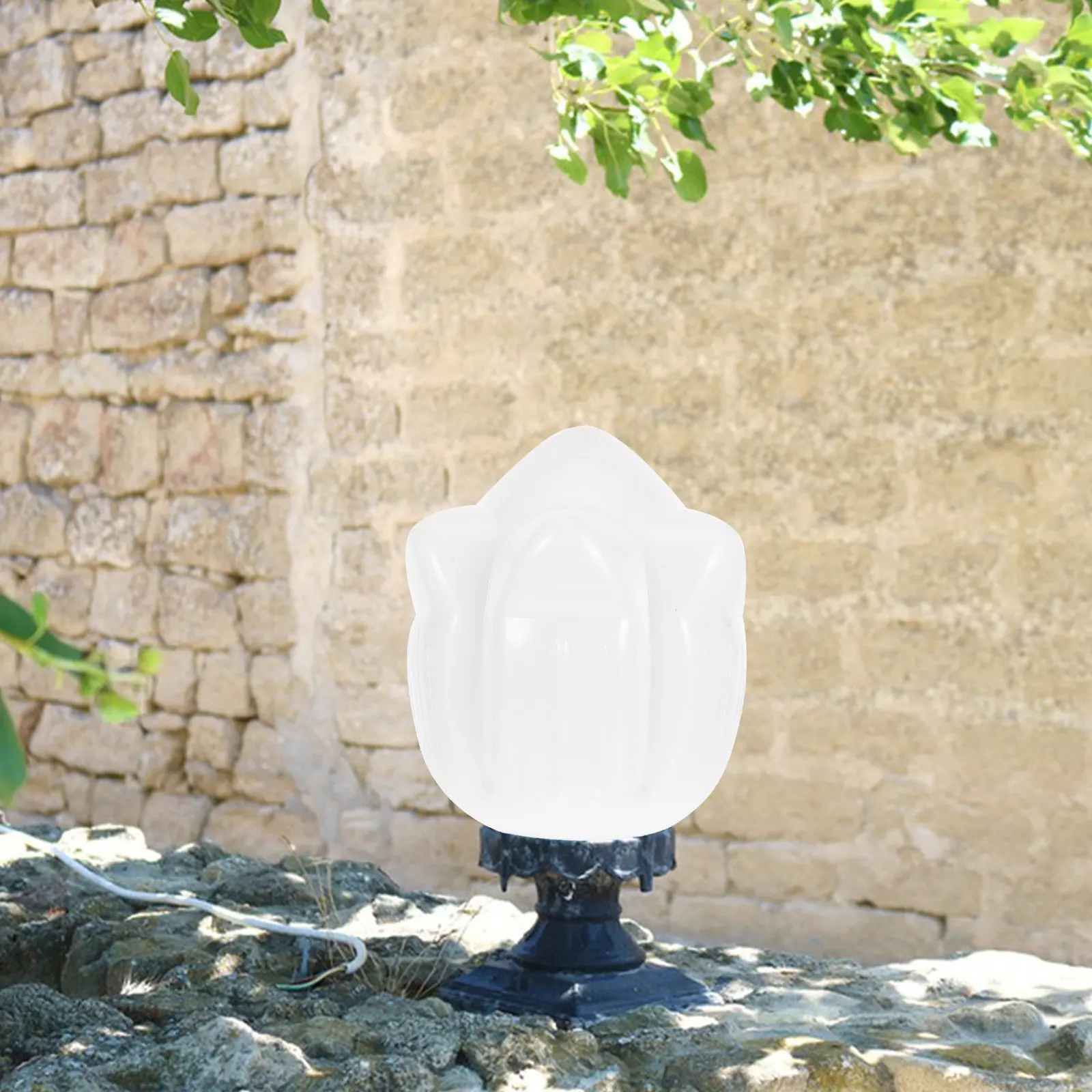 

Уличный светильник Lotus: белый акриловый плафон в форме цветка, всепогодный, декоративный, современный, для сада и патио, чехол для фонарного столба