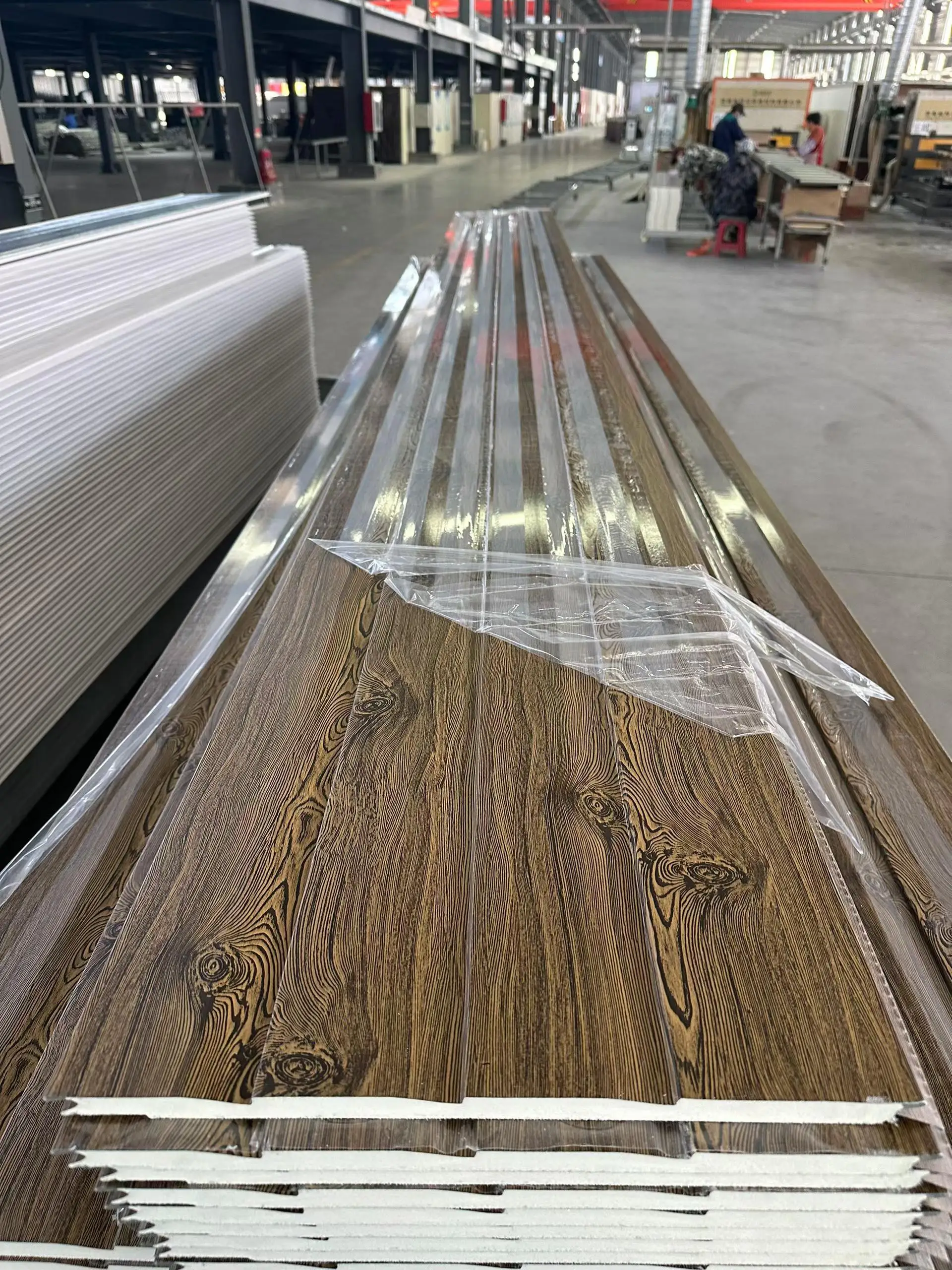 50 Square Meters 16mm*380mm*3800mm Polyurethane Sandwich Panel Metal Siding Exterior Interior Wall Cladding Keeping Warm