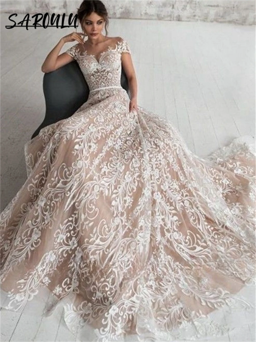 

Romantic Lace Bride Dress with Champagne Lining Customized Cap Sleeves A Line Women's Wedding Dresses Lace Tulle Bridal Gown