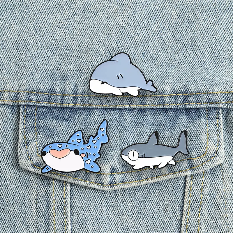 Cute Kawaii Shark Badges Heart‑Spotted Whale Shark Enamel Pin Chubby Ocean Animal Brooch Sea Creature Bag Accessories