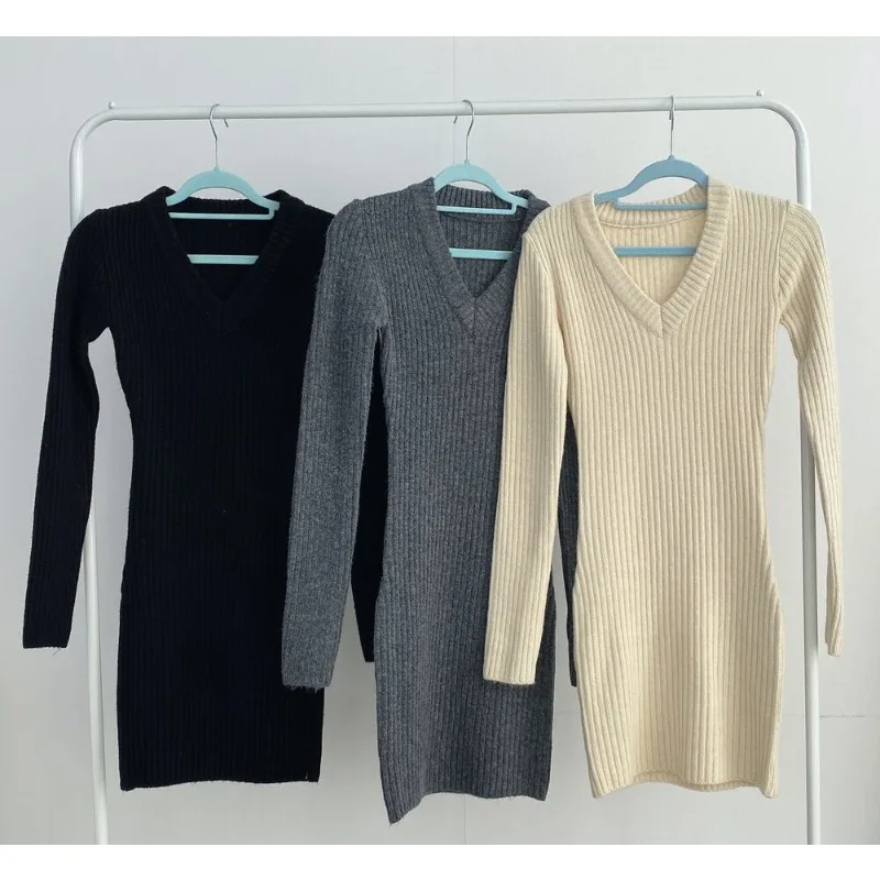 Sukienka retro w jednolitym kolorze z dekoltem w serek, elegancka, dopasowana, z długim rękawem, damska sukienka dzianinowa, jesienno-zimowa, codzienna, mini sukienka w jednolitym kolorze.