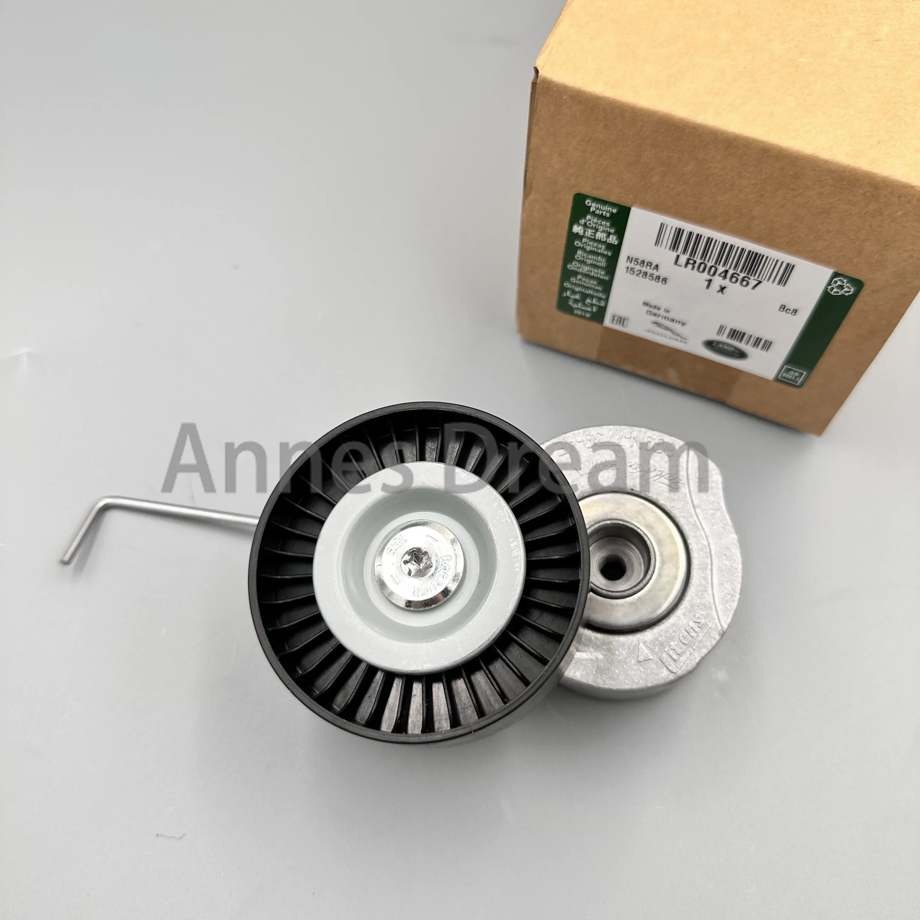 

LR004667 Tensioner for Land Rover Freelander 2 Spare Parts Belt tensioner wheel LR004667