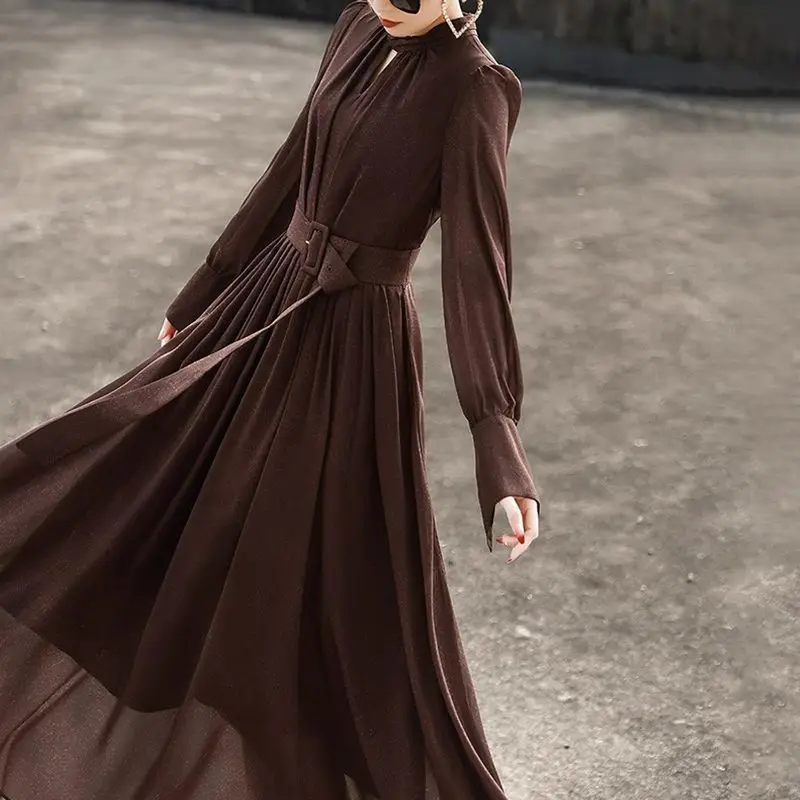 

[There is a rib to send a belt] 2025 autumn new temperament French celebrity elegant long-sleeved big-swung coat long skirt