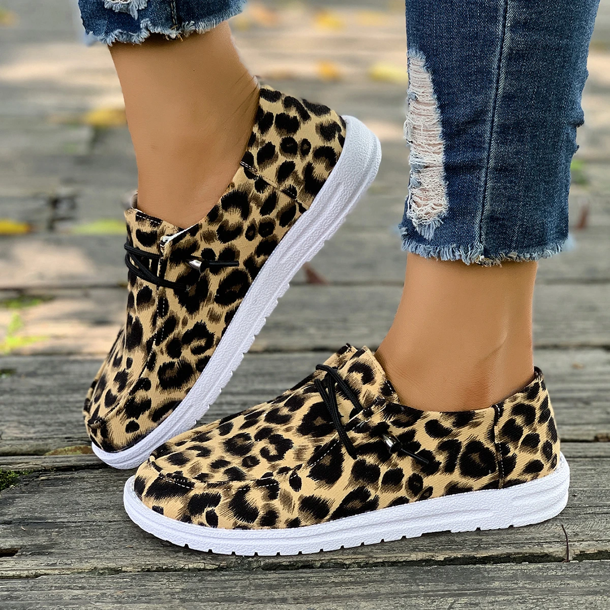 2025 New Women Shoes Slip-on Flats Leopard Print Loafers Fashion Casual Hot Sale Butterfly-knot Light Flat Low Heels Shoes