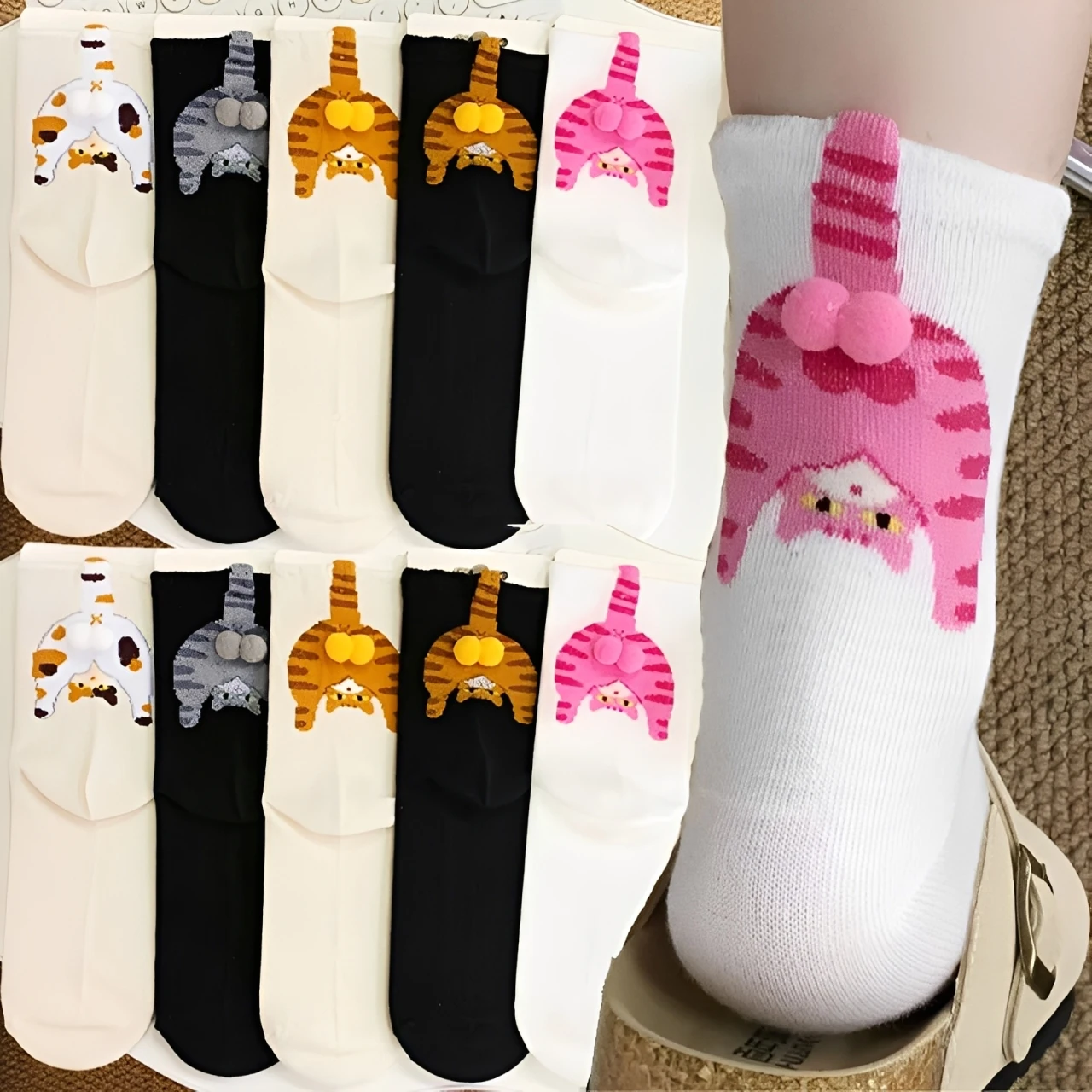 

Cute Cat Socks with Balls Funny Cotton Crew Socks Breathable Soft Cotton Sock Girl Women Socks Novelty Gifts for Cat Lovers