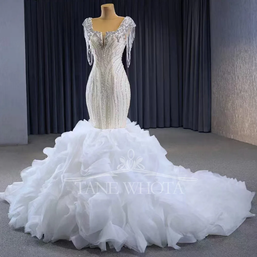 Luxury Crystal Sequined Beading Wedding Dress 2027 Square Collar Lace-Up Back Sheath Style Elegant Bridal Gown