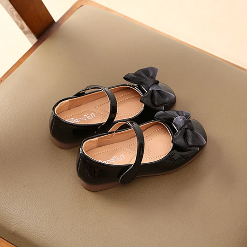 New Leather Shoe Fashion Casual Exquisite Princess Shoes Versatile Elegant Daily Child Shoes Bow Western Comfort Non Slip Sandal