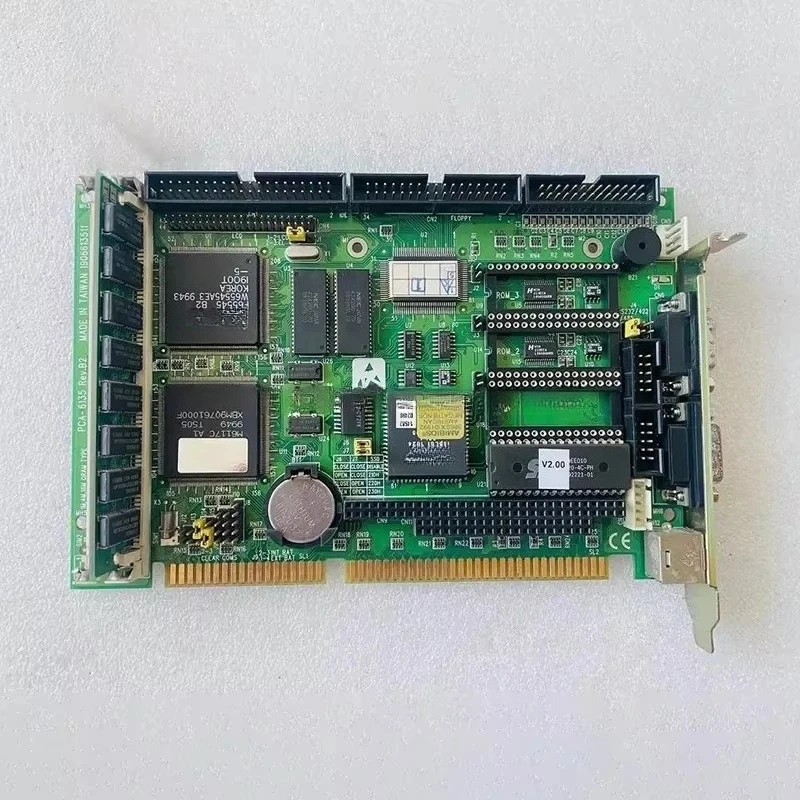 PCA-6135 Rev.B2 الأصلي للوحة الأم للكمبيوتر الصناعي Advantech وحدة المعالجة المركزية المتكاملة عالية الجودة تم اختبارها بالكامل شحن سريع