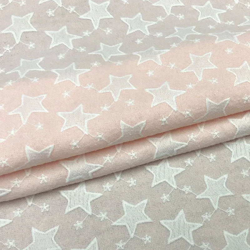 

Шерстяная ткань из мохера, розовая вязаная вышивка, композитный кружевной материал, европейский бренд, осенне-зимний свитер, платье, модные ткани