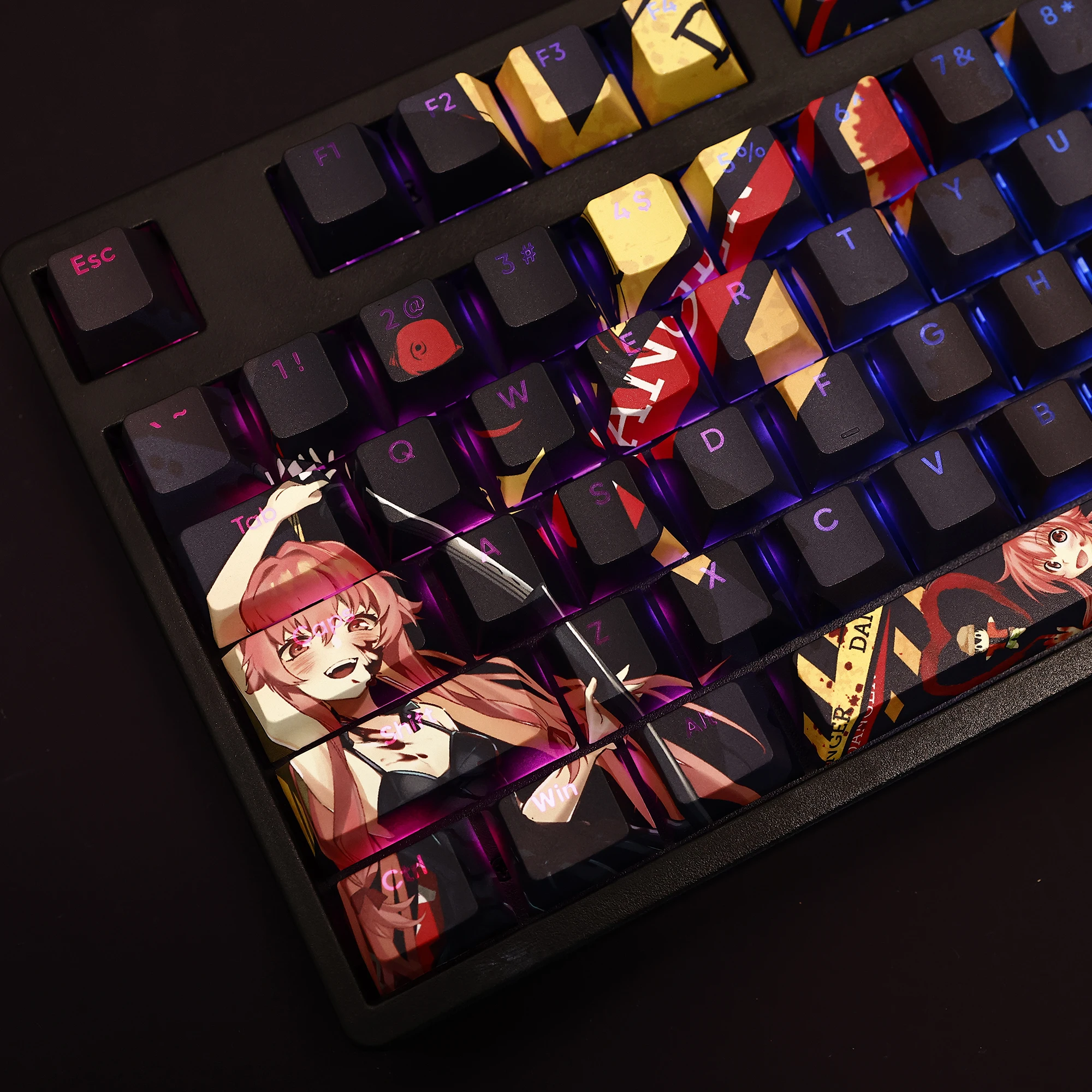 

108Keys/Set Future Diary Gasai Yuno PBT Keycaps Anime Games Beauty Girl Key caps Cherry Height for DIY MX Mechanical Keyboards