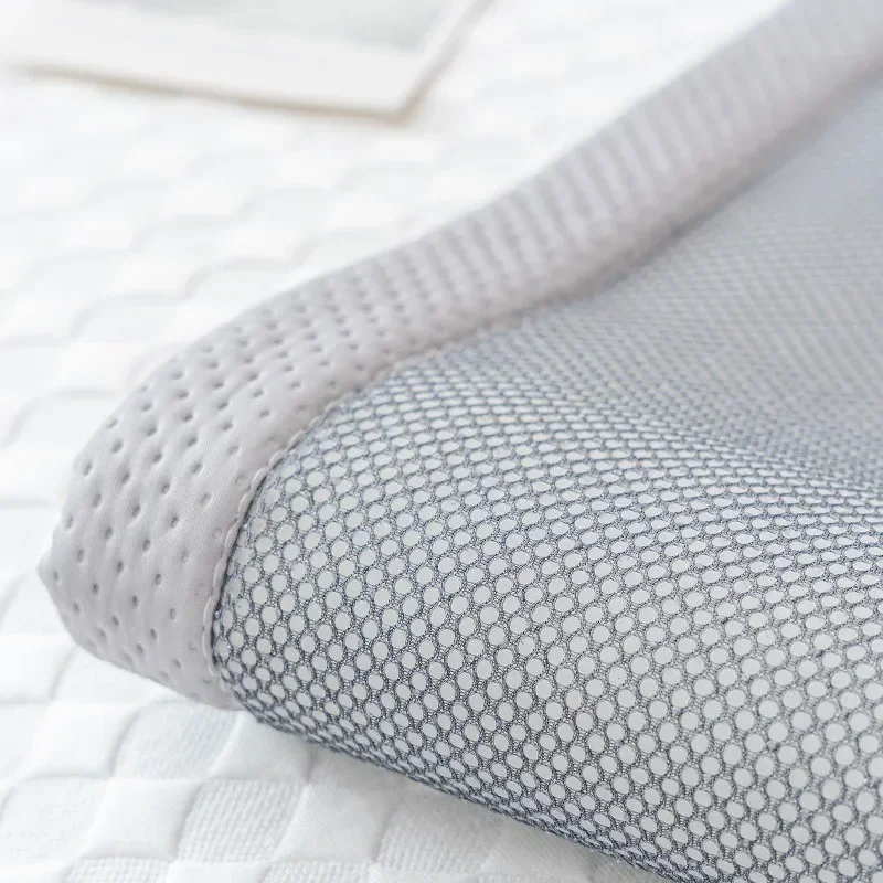 الصيف الباندا رئيس المطرزة الجليد الحرير أريكة حصيرة المضادة للانزلاق الحديثة الحد الأدنى وسادة مقعد مسند الذراع مزيج يغطي