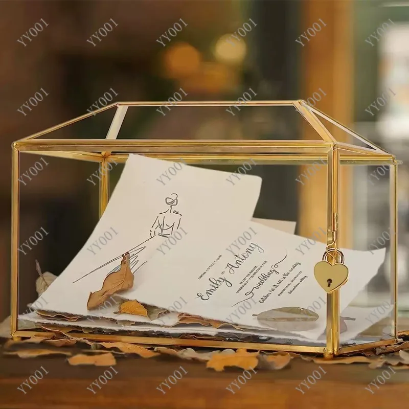 European Style Gold Rectangular Gift Box with Lock for Wedding Birthday Perfume Glass Decoration