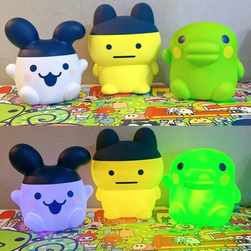 

【 In Stock 】 Genuine Bandai Glasses Factory Tamagotchi Nightlight Fashion Trend Gift