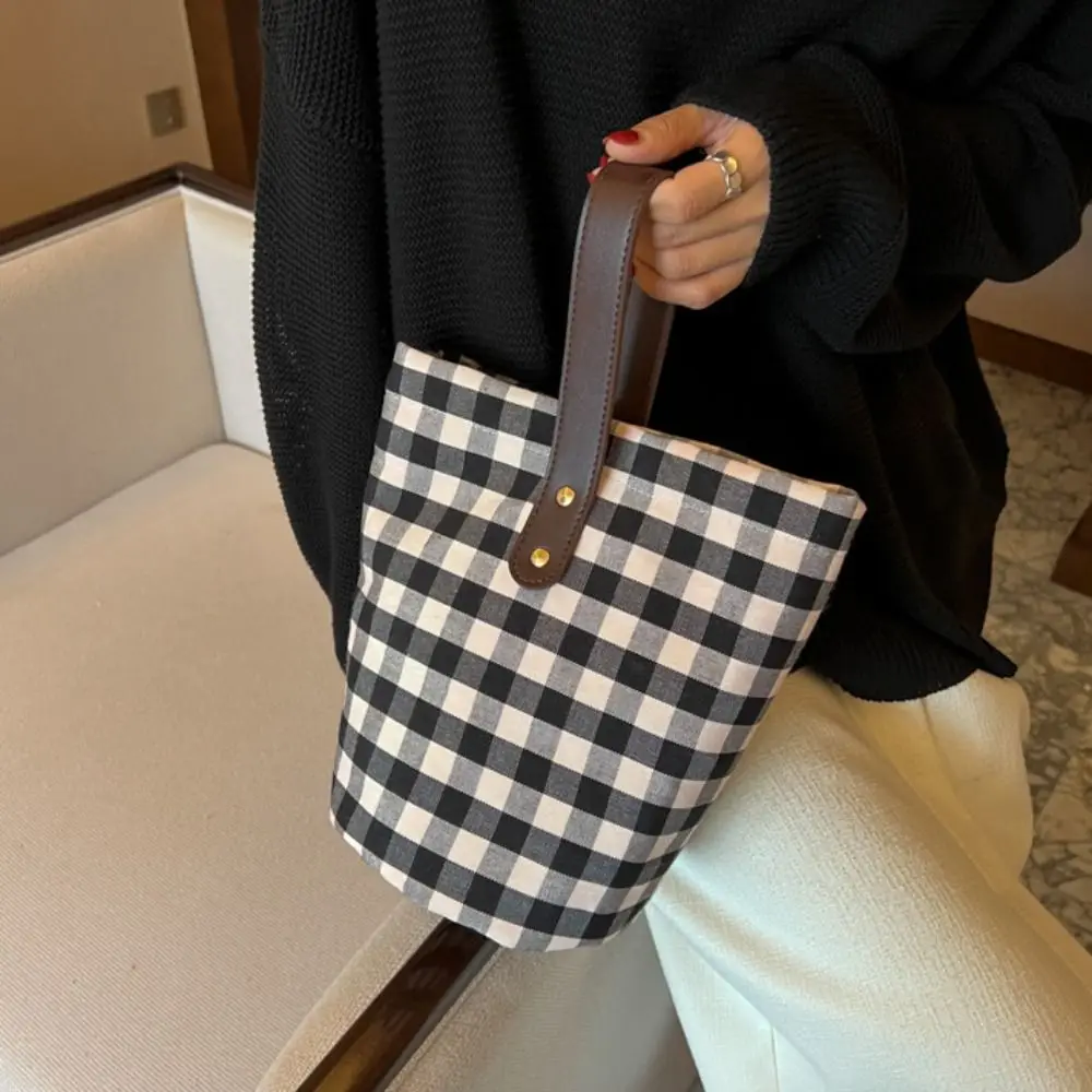 Cute Wave Point Polka Dot Bucket Bag Cute Large Capacity Canvas Handbag Lattice Korean Style Lunch Box Bag Women