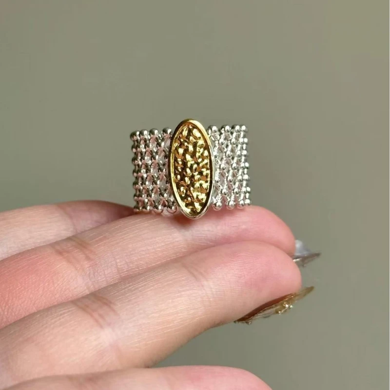 Vintage Lace Hollow Out Open Rings for Women Exaggerated Luxury Gold Oval Personality Versatile Finger Ring Jewelry Accessories