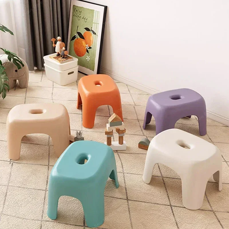 

Pouf Nordic Step Stool Living Room Plastic Designer Gaming Foot Stool Space Saving Hallway Sex Modern Tabouret Patio Furniture