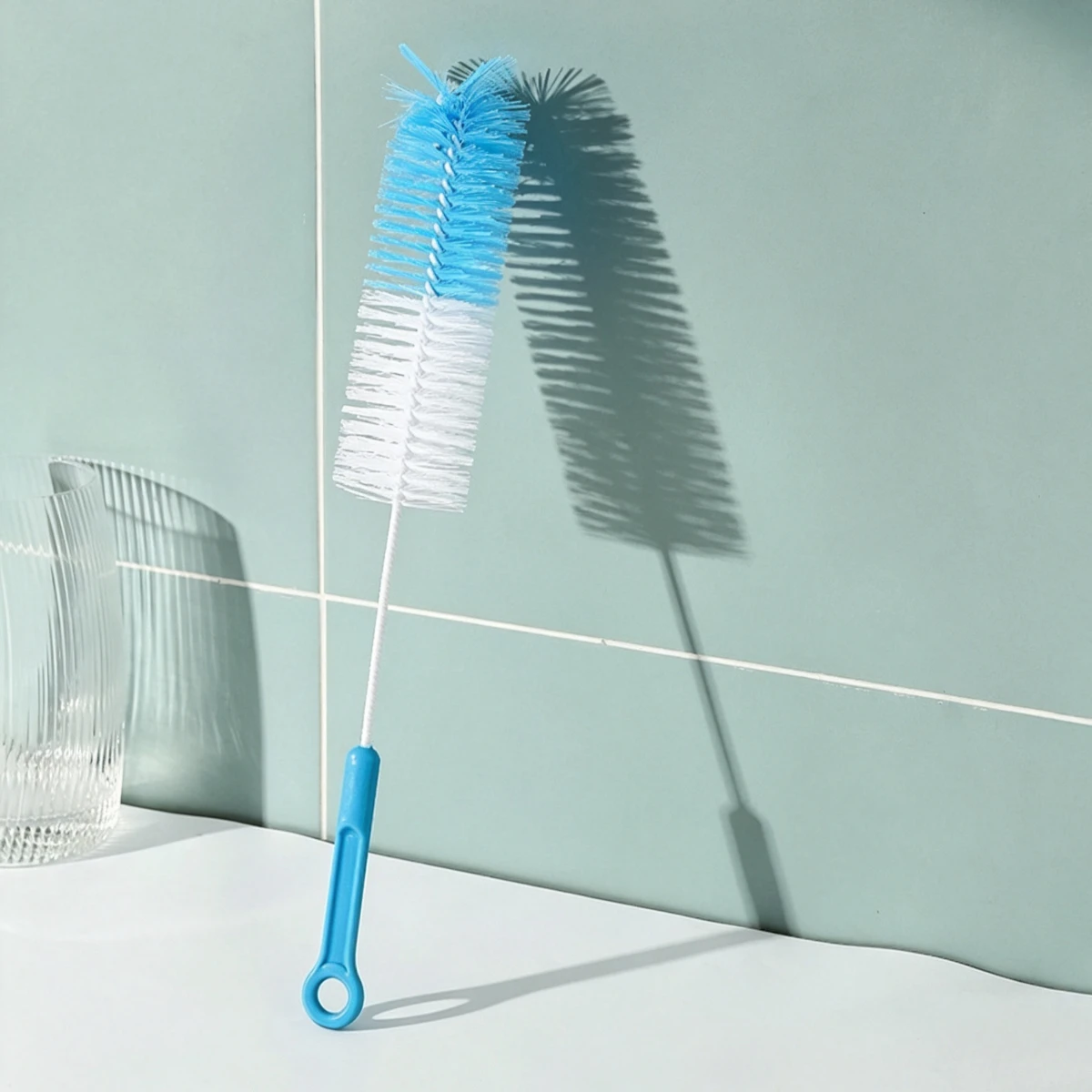 Long Handle Cup Brush Kitchen Glass Bottle Cleaning Brush Milk Bottle Tea Cup Scrubber No-Electricity Required Cleaning Tool