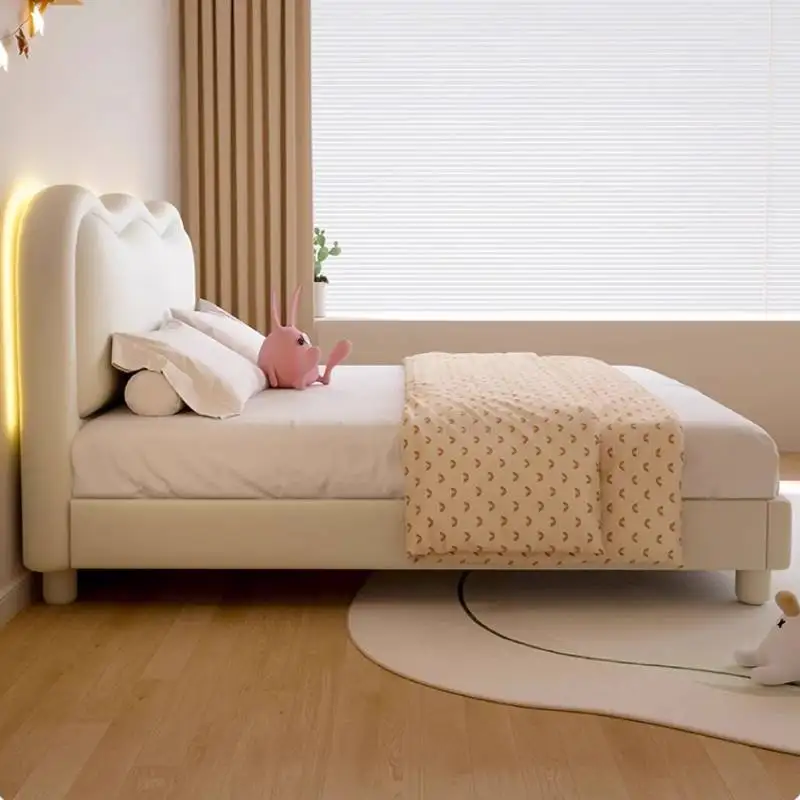 سرير أطفال أبيض بسيط وبسيط وفاخر وآمن بتصميم عصري للأطفال سرير أطفال فردي مخصص خشبي Lettino Per Bambini Furniture