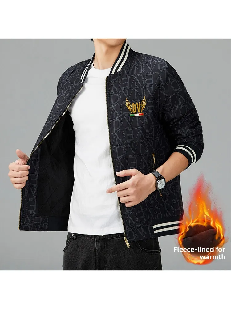 

Модная мужская куртка с бейсбольным воротником, большие размеры, на флисовой подкладке, теплая, с модным принтом и надписями, приталенный крой, осенняя, на молнии