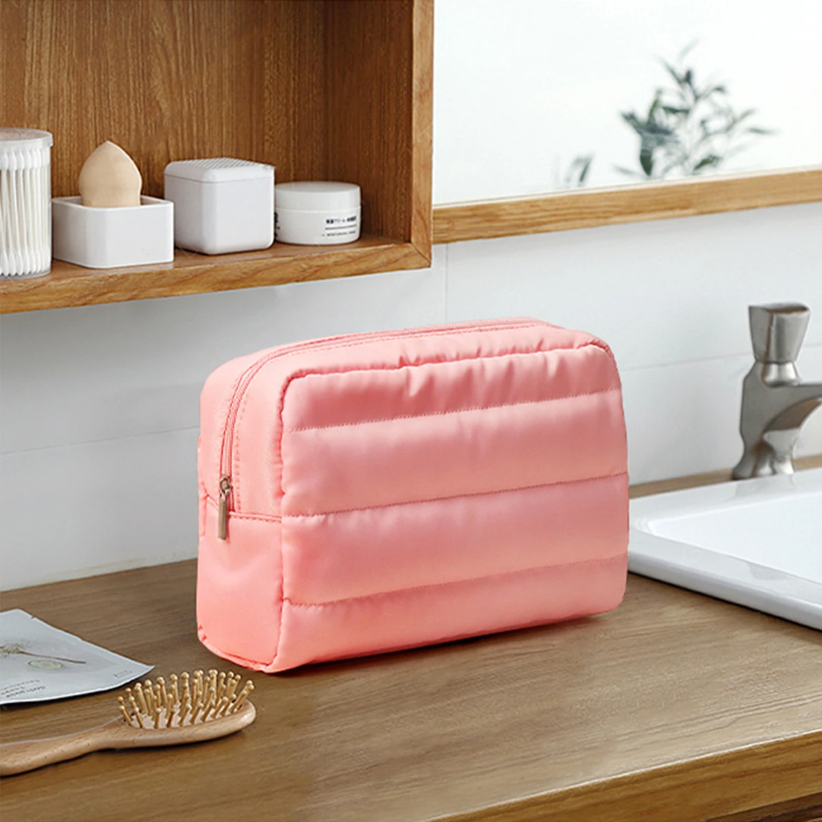 Nylon gewatteerde make-uptas, draagbare opbergtas met borduurgaren, multifunctionele toilettas met ritssluiting