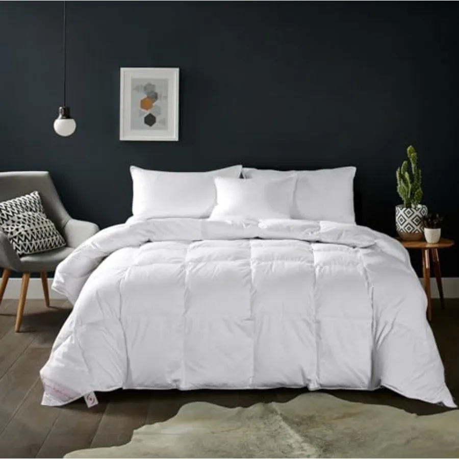 

Super King Size Down Alternative Comforter Quilted with Corner Tabs Lightweight Fluffy Breathable Machine Washable White 120x12