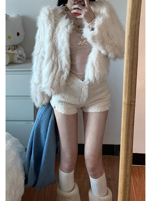 Retro American Low Waist Fluffy Short Pants Women's Autumn Winter New Style Spicy Girl Lamb Fur Boot Pants Straight Leg Pants