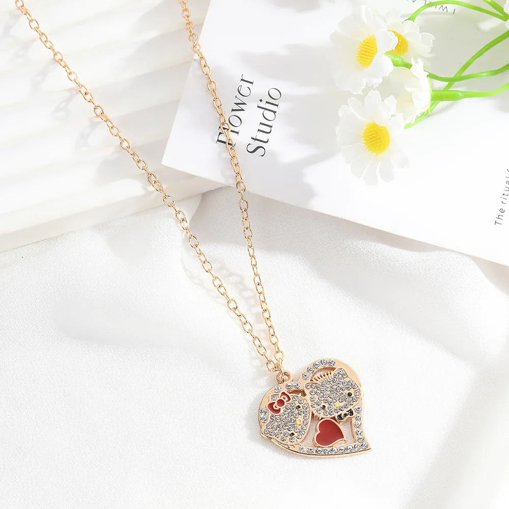 Sanrio Cartoon Hello Kitty Creative Key heart-shaped Necklace Y2k Light Luxury Diamond Hello Kitty Pendant Cute Girls Necklace