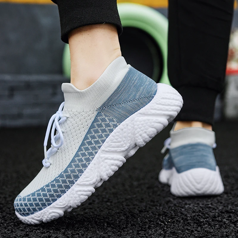 

Men's Sports Shoes Four Season Casual New Outdoor Versatile Comfortable Anti Slip Thick Sole Running Casual Sneakers Zapatillas
