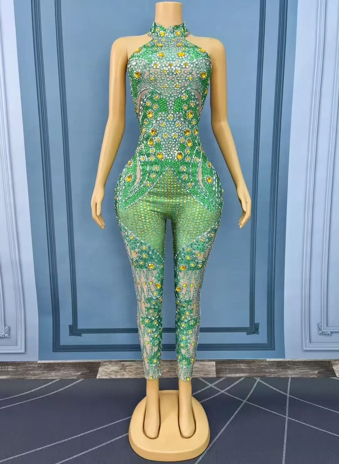 Festa comemorar mostrar moda roupa cantor dançarino desempenho palco traje sexy luxo projetado brilhante strass macacão