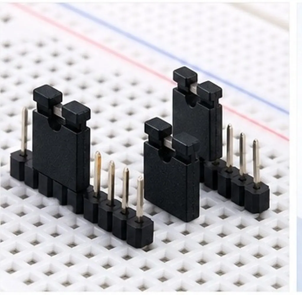 100Pcs Black Jumper Caps 2.54mm Plastic Circuit Board Shunts Short Circuit Pins for DIY Electronics Testing Jumper Cap