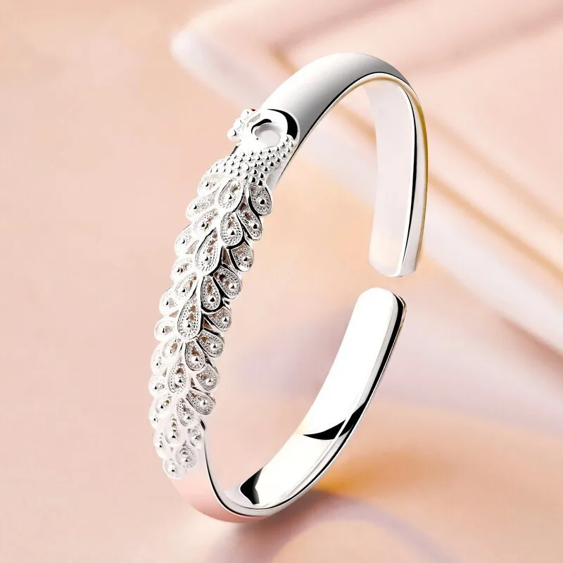 

Women's Peacock Feather Open Silver Bracelet with Silk Embossed Flower Retro Ethnic Style Fashion Accessory
