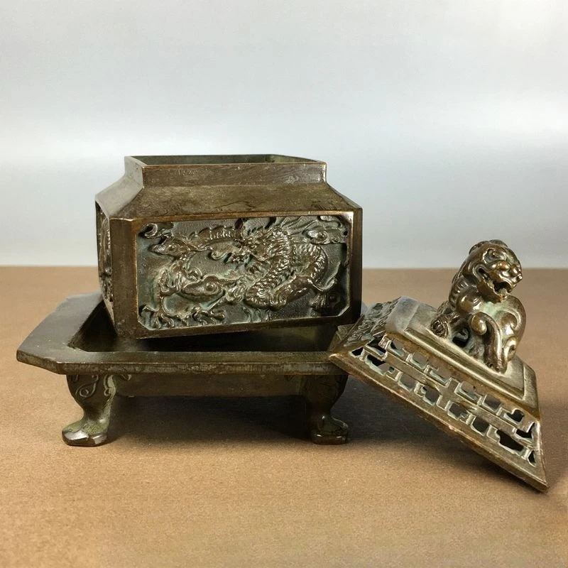 Antique Chinese Square Incense Burner Pixiu Lion Knob Lid Relief Dragon Pattern With Base Four‑Leg Censer Home Decor