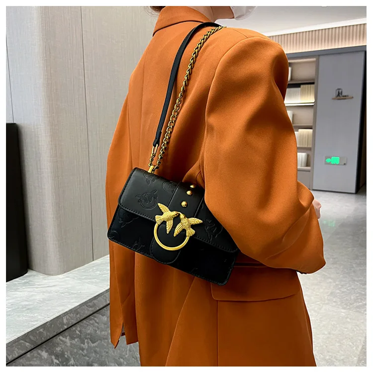 

2025 New Korean - Style Women's Niche Bag - Elegant & Versatile, Popular Single - Shoulder Underarm/Crossbody Bag with Chain