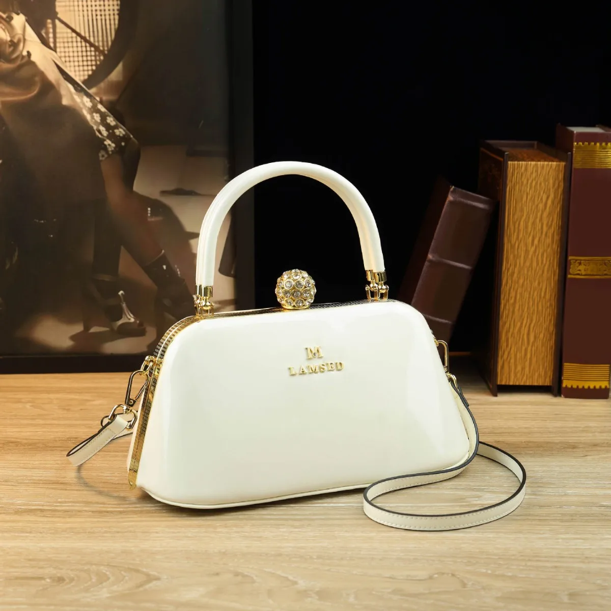 

Luxury Fashion Leather 2025 New Women's Handbag Small Evening Bag Portable Shell Shoulder Messenger Bags