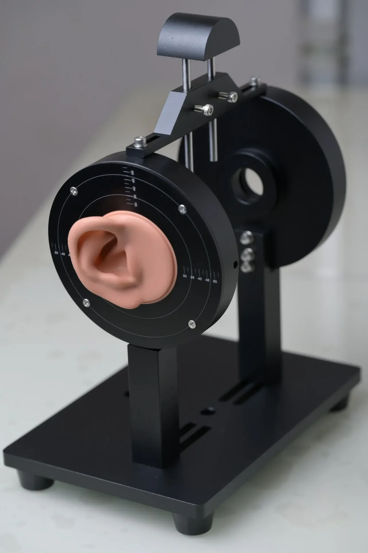 

Headphone Test StandHeadphone R&D Test IEC711 318-4 Frequency Response Curve Ear Simulator