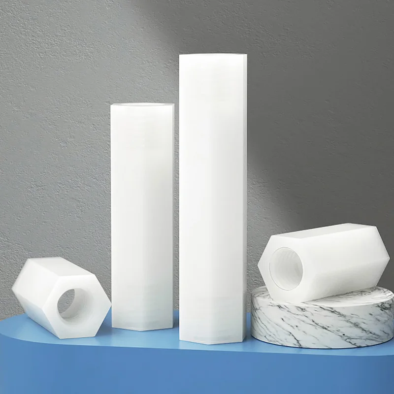 M2 M2.5 M3 M4 M5 Distanziatore in nylon esagonale Palo distanziatore a testa piatta Doppio passaggio Colonna di supporto isolata in plastica di nylon Scheda PC Perno distanziatore