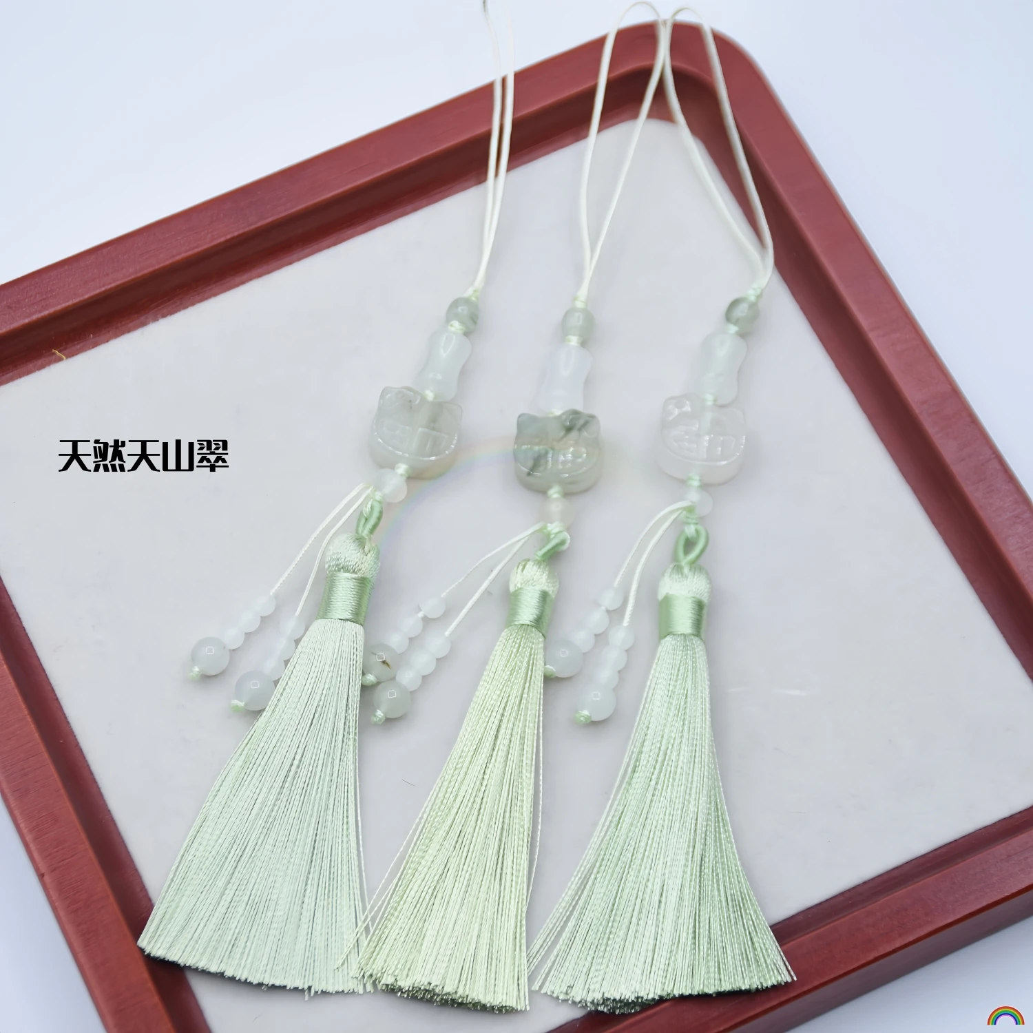 Natural gold silk jade Tianshan emerald carving feline pendant Cuiwei Meow ancient style lovely jade pendant female Rwbuy