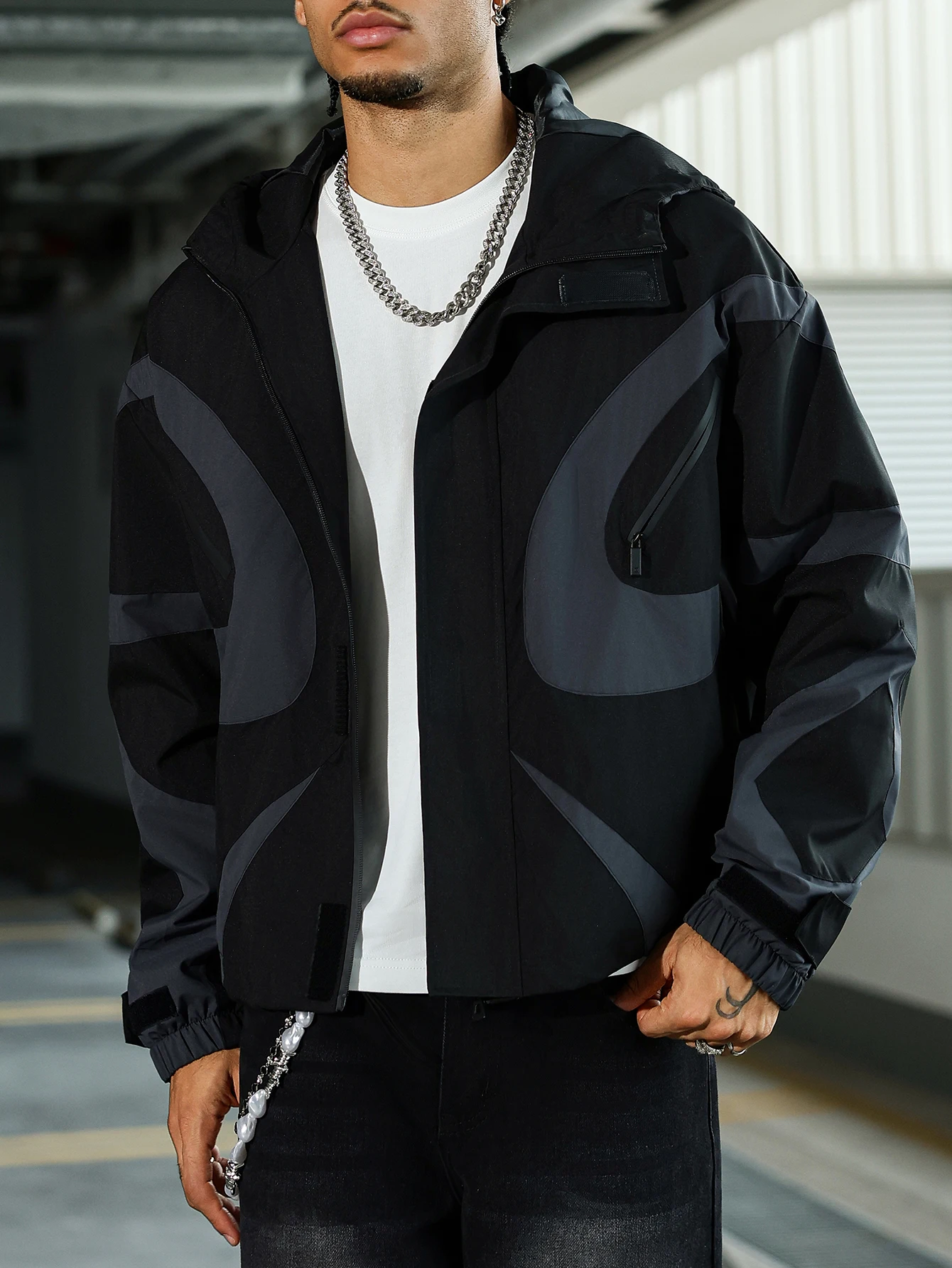 Men's Geometric Contrast Color-Block Hooded Zip-Up Jacket with Drawstring Chest Graphic Print And Side Zip Pockets
