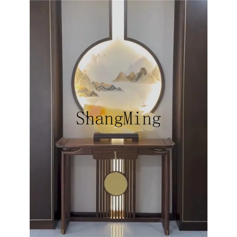 

SM carved entryway, modern simple strip table, incense table, foyer entrance to the end of the viewing platform