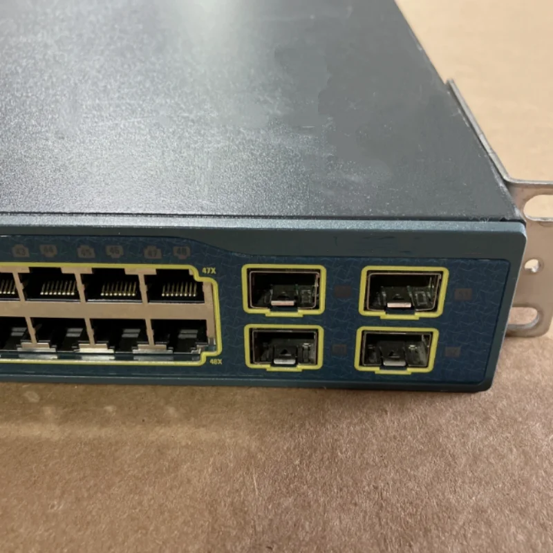 Brand-new, factory-sealed switch CBS350-24P-4X-CN  CBS350-48T-4X-CN  WS-C3560G-24PS-E  WS-C3560G-48TS-S  WS-C3560G-48TS-E