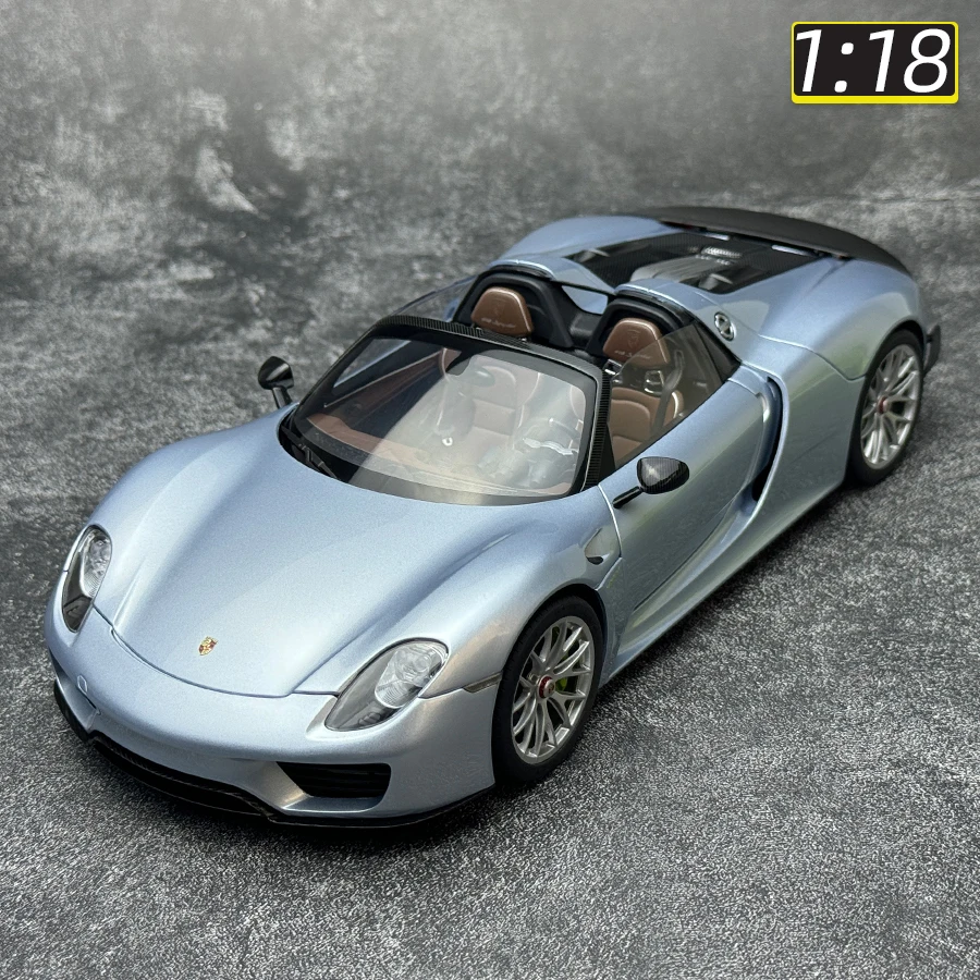 AUTOART 1/18 Porsche 918 Spyder Weissach Package (White with Red interior) Car model static display pieces holiday gift