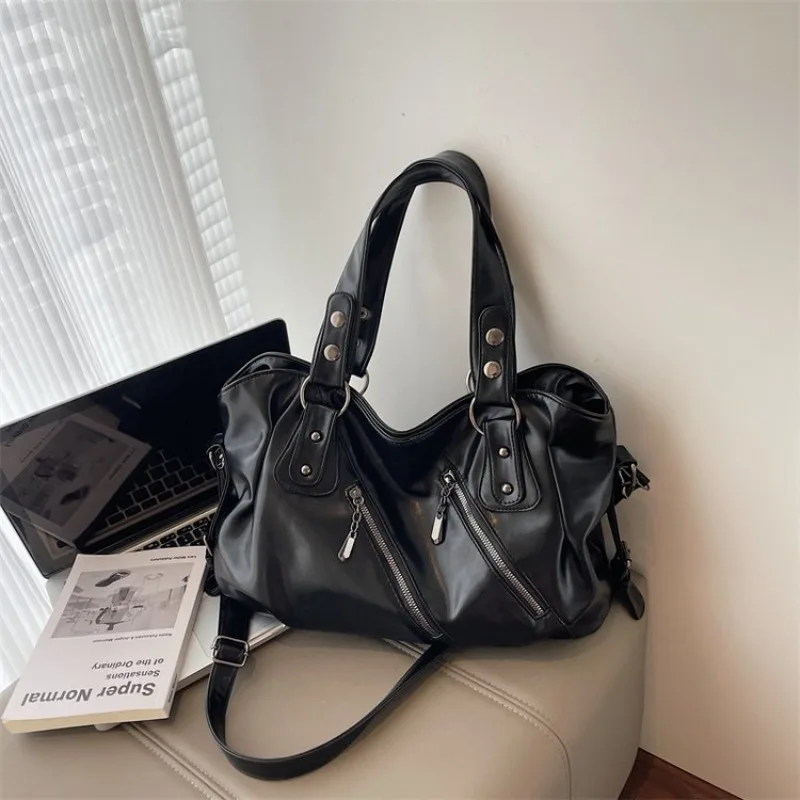 

Premium Simple Retro Diaper Bag Minimalist Crossbody Handbag For Women Stylish Leather Tote Messenger