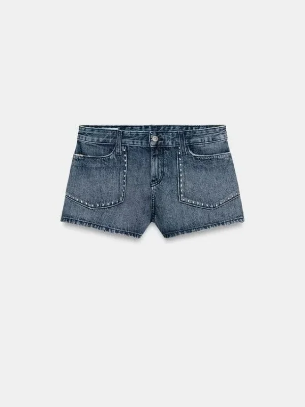 Spring 2026 New Fashion Retro Mid-Waist Sweet Cool Rivet Decorated Denim Shorts Women's Hot Pants Spicy Girl Style Straight Leg