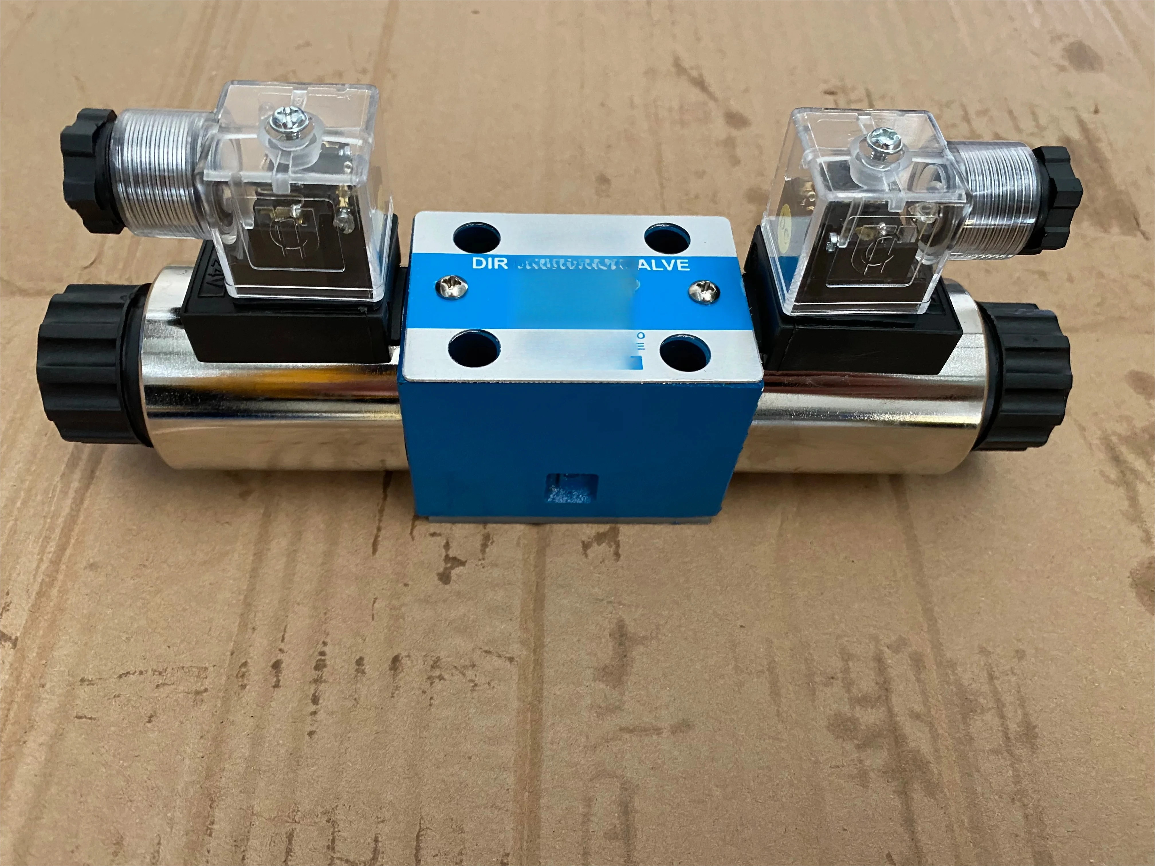 Solenoid valve  4WE-6-E/E-G24-20  SOOLENOID OPERATED