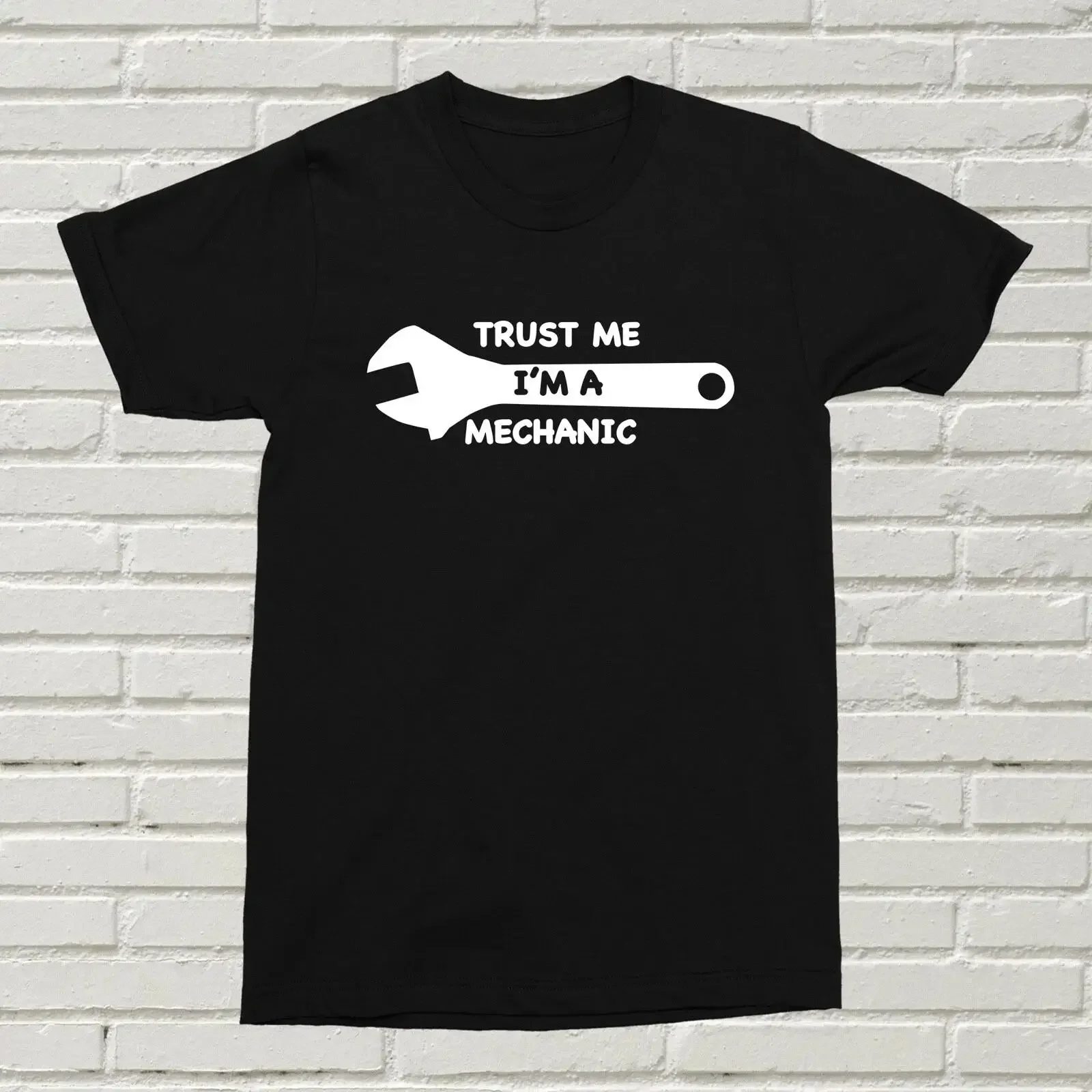 T-shirt « Trust Me I'm A Mechanic » – Cadeau humoristique et original pour les passionnés d'automobiles – Anniversaire, Noël, vintage, effet délavé, légèrement polyvalent, confortable