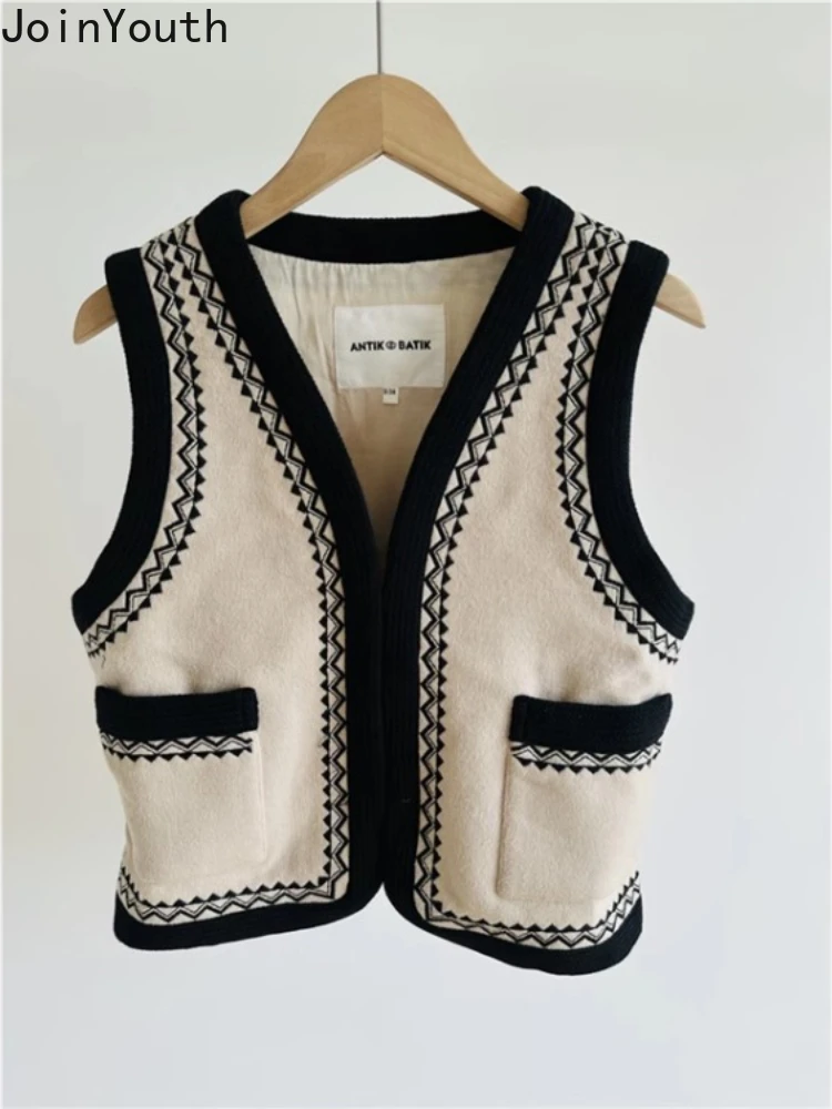 V-neck Embroidered Woolen Tanks Short Jacket Women Clothing 2024 Ropa Mujer Vintage Waistcoat Crop Tops Temperament Korean Vest