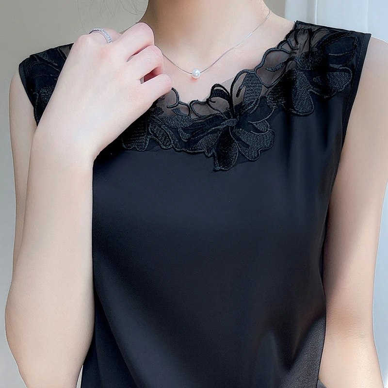 Women\'s Silk Camisole, Sleeveless Vest Top, Casual Wear, Satin Bottoming Shirt, New Lace, O-Neck, Large Size, Spring and Summer