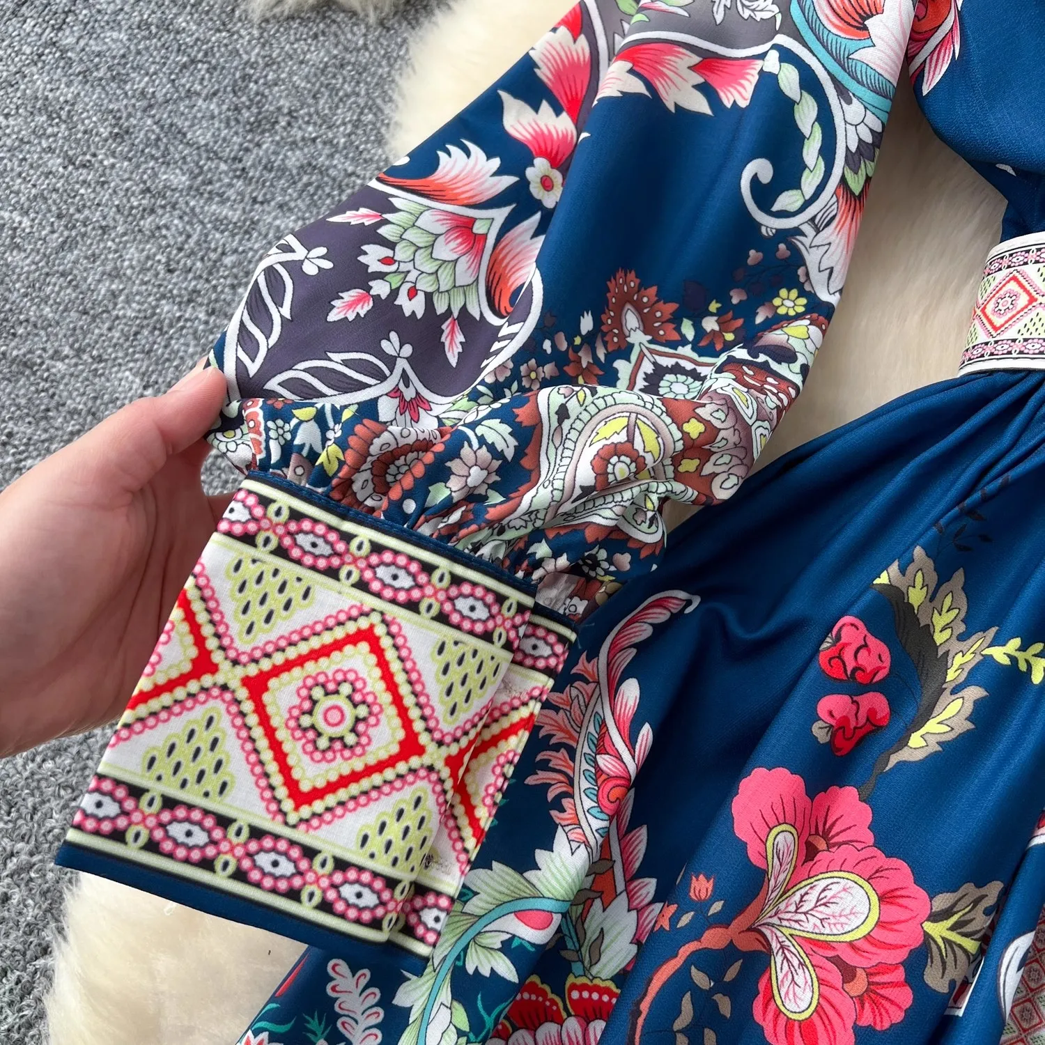 Abito lungo bohémien con stampa floreale vintage Paisley Abito lungo da donna con scollo a V Manica lunga a lanterna Cintura monopetto Slim Boho Vestidos