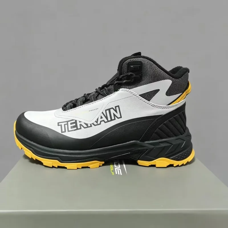 New Arrival Men's Outdoor Snow Boots From Zhongbang Anti Slip Lightweight Men's Climbing Shoes Warm and Anti Slip Walking Boots
