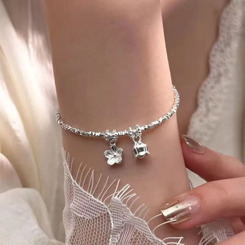 Stylish Floral Pendant Bracelet for Women Broken Chip Bead Extendable Slider Chain Dainty Layering Wrist Casual Banquet Jewelry
